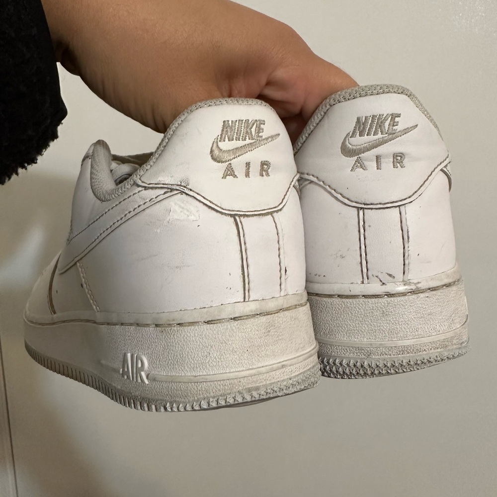 NIKE Air Force Ones White Sneakers Size 8 - Picture 3 of 8